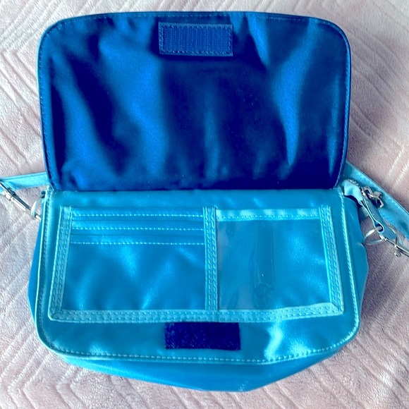 Roxy two toned satin bag, baby blue, navy blue inside - Picture 2 of 7